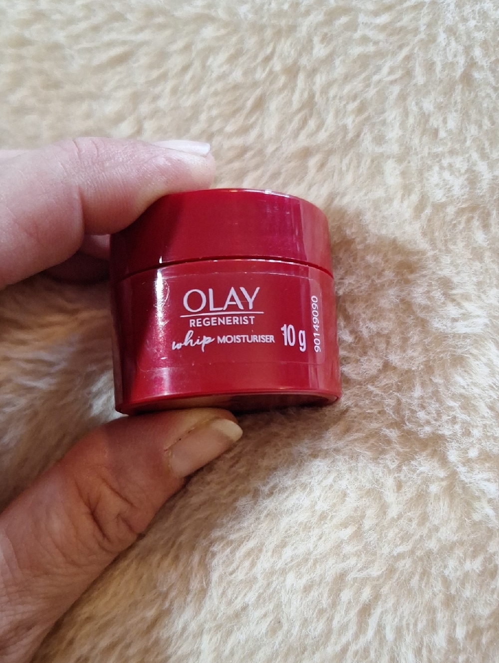 OLAY Regenerist Whip Moisturiser Small Red Jar
